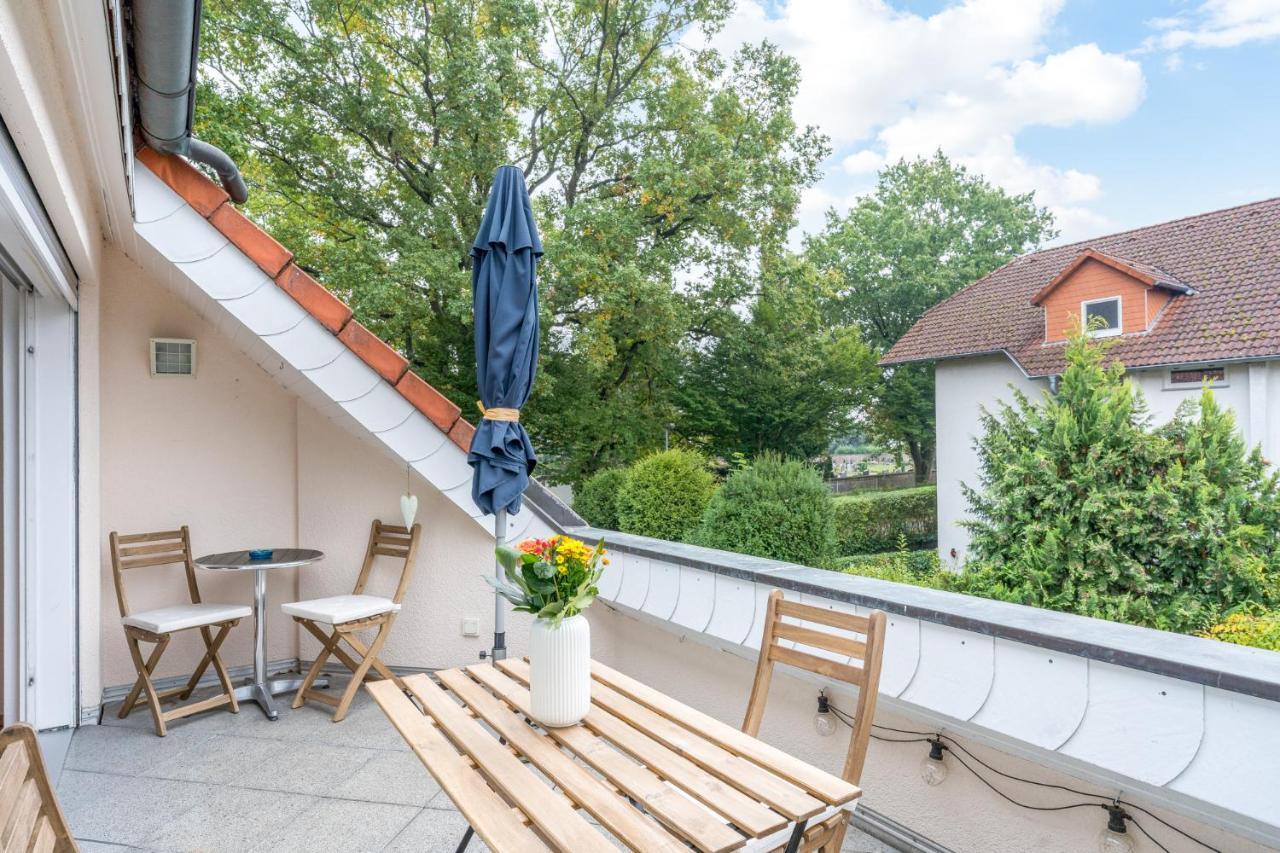 Veens Crew Home 7 Pax Dreieich Exteriör bild