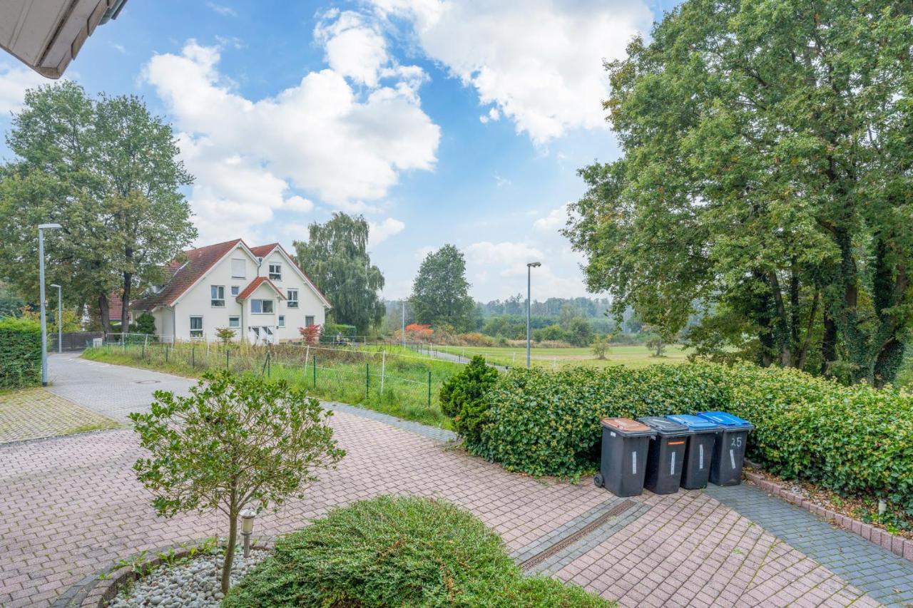 Veens Crew Home 7 Pax Dreieich Exteriör bild